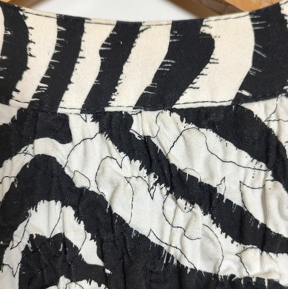 Zebra Print Wrinkled Rich Denim Jacket and Skirt Set By Gene Ewing For Bis Woman - Picture 9 of 15